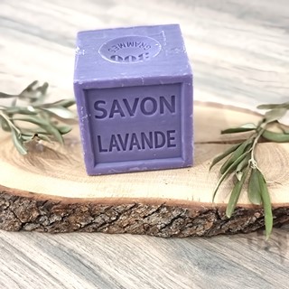 SAVON CUBE VEGETAL LAVANDE 1